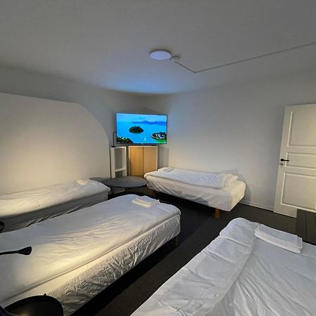 Office Motel Gothenburg Bagian luar foto