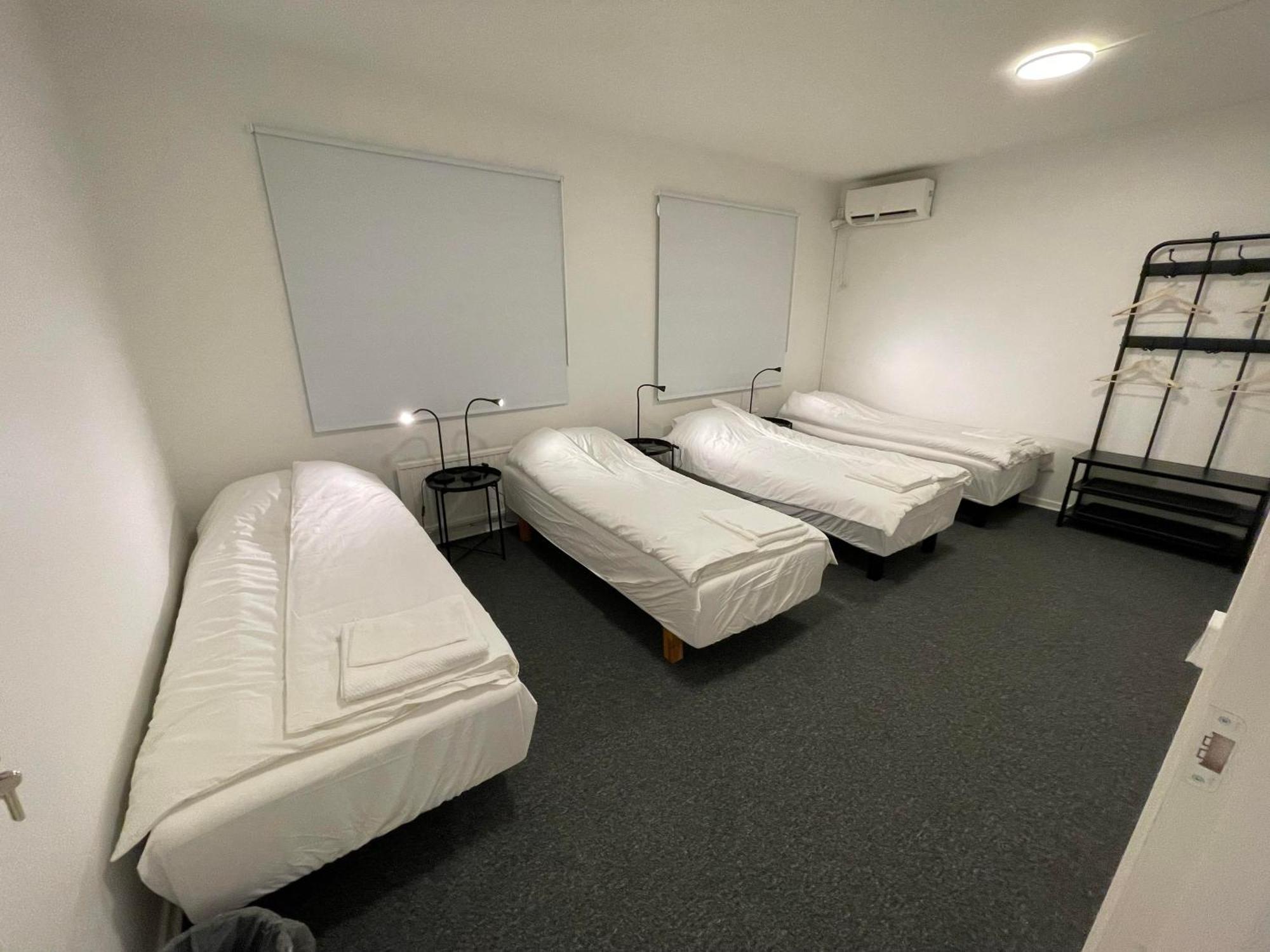 Office Motel Gothenburg Bagian luar foto