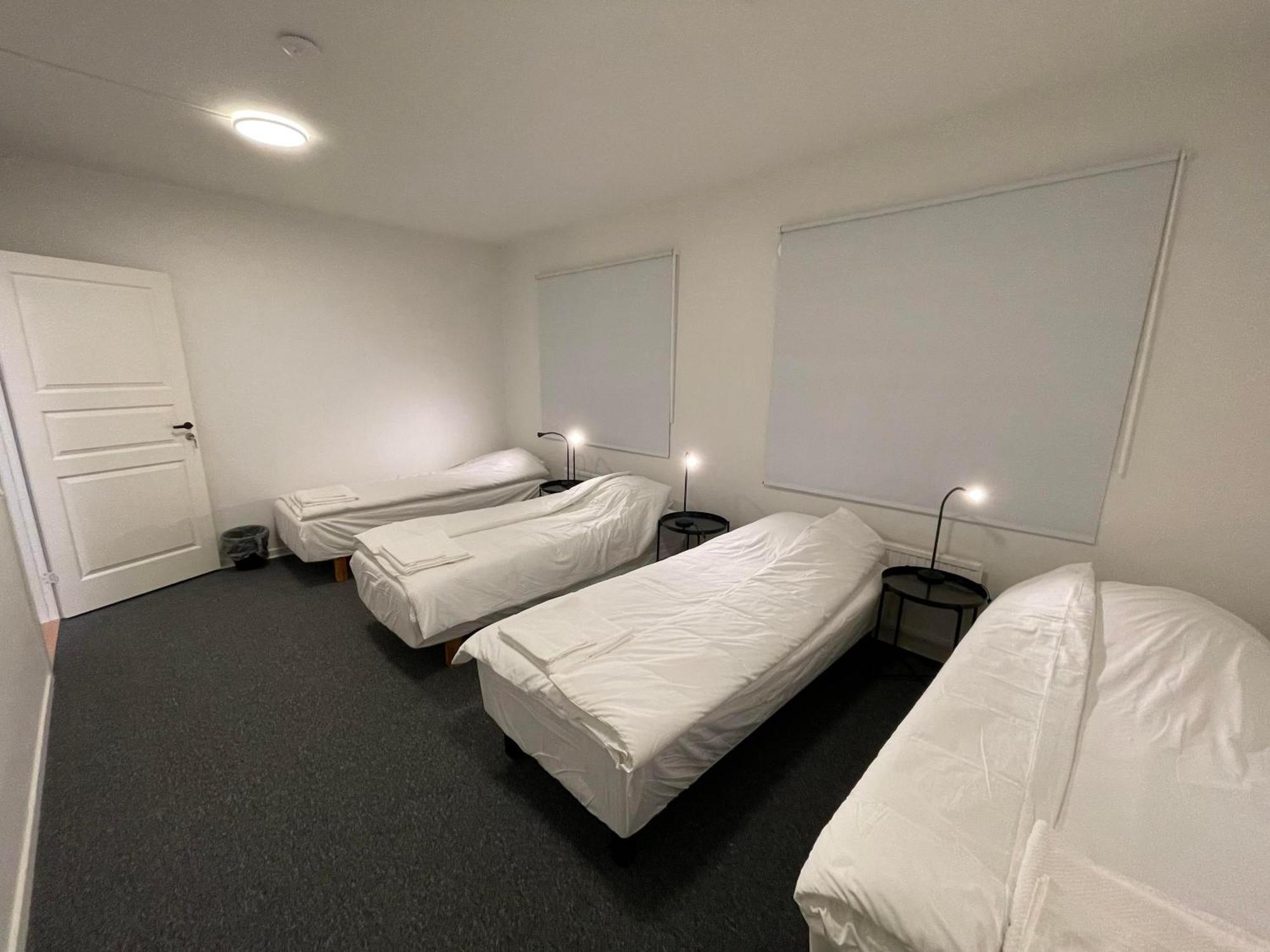 Office Motel Gothenburg Bagian luar foto