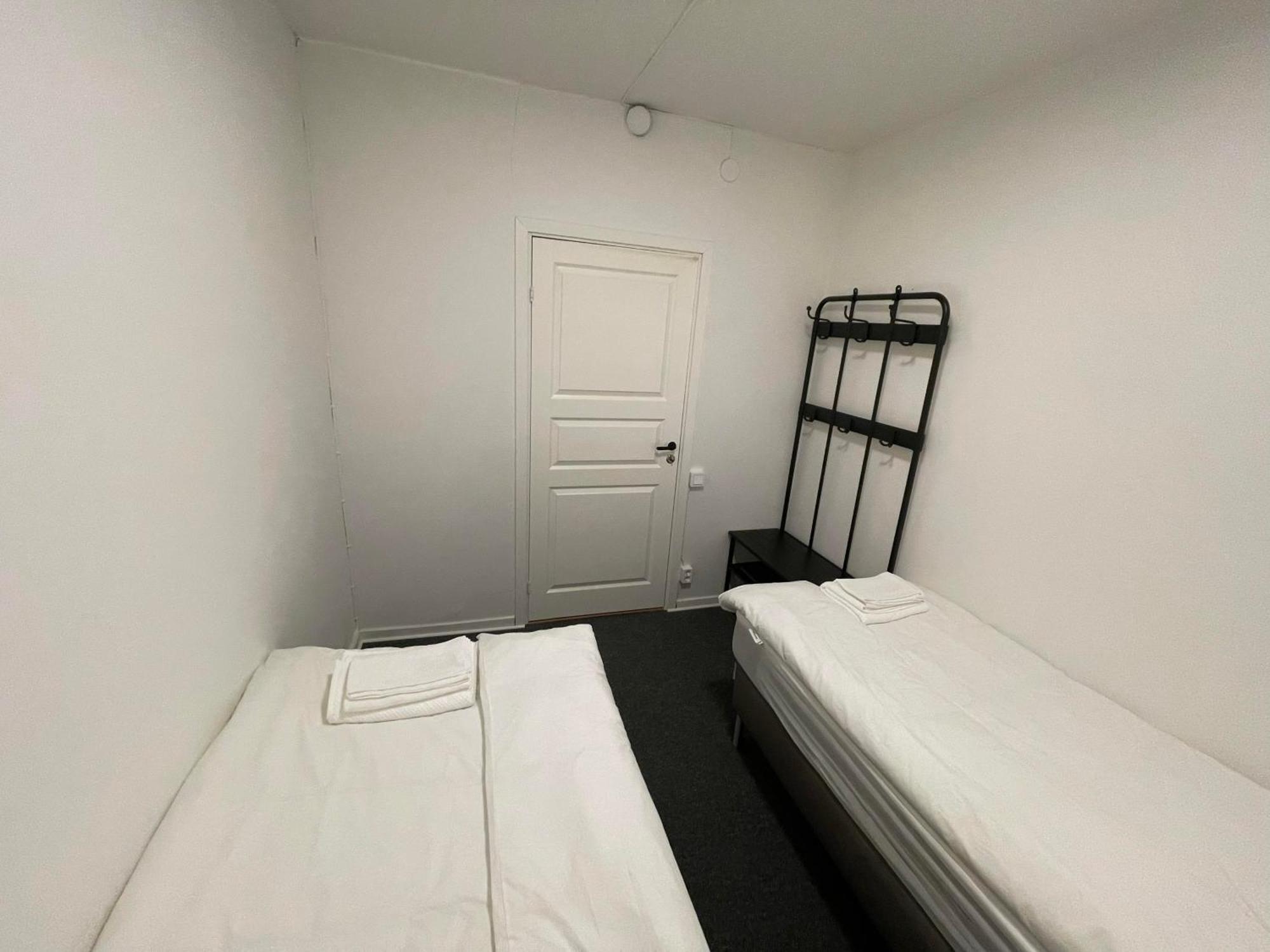 Office Motel Gothenburg Bagian luar foto