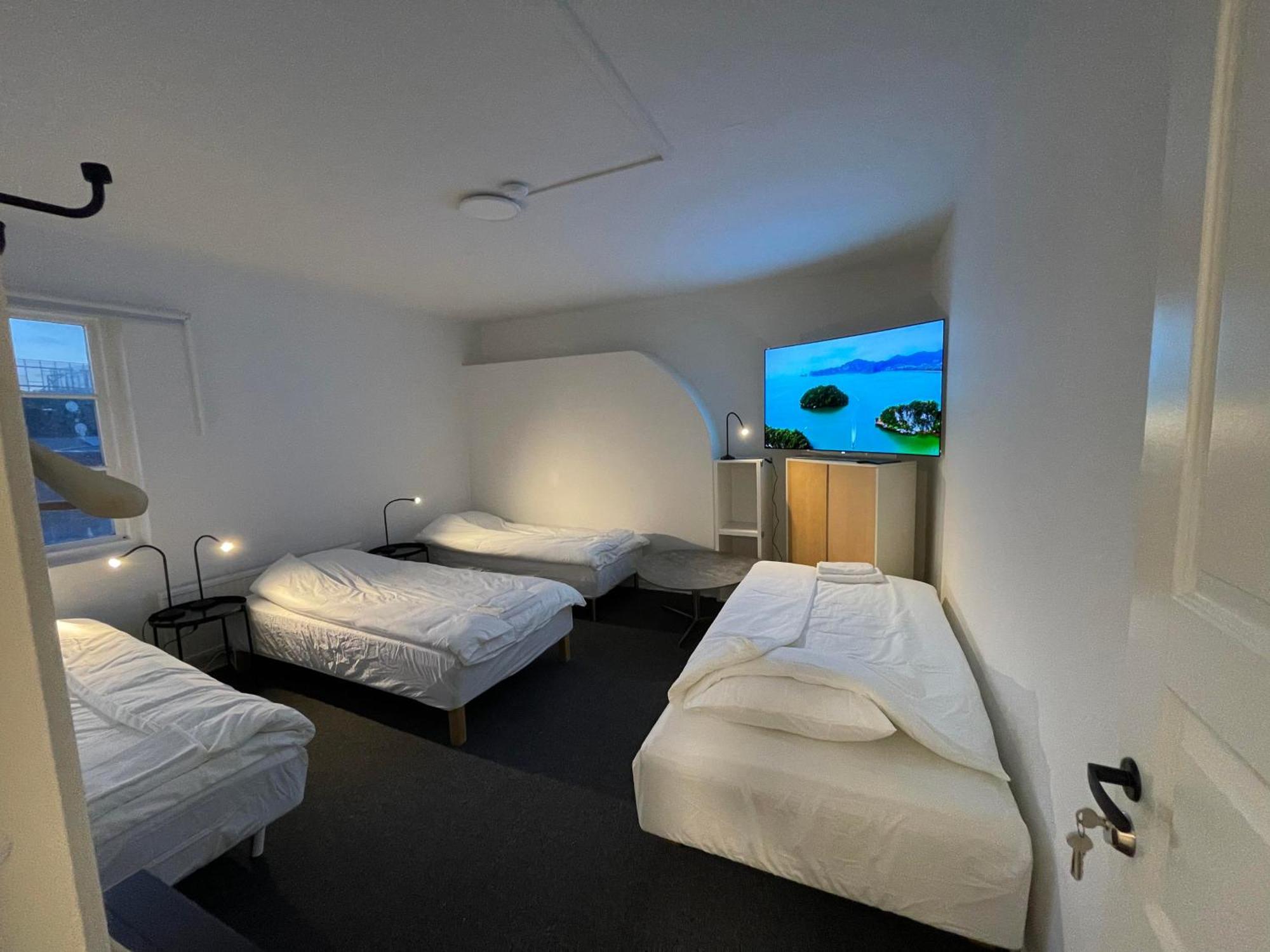 Office Motel Gothenburg Bagian luar foto