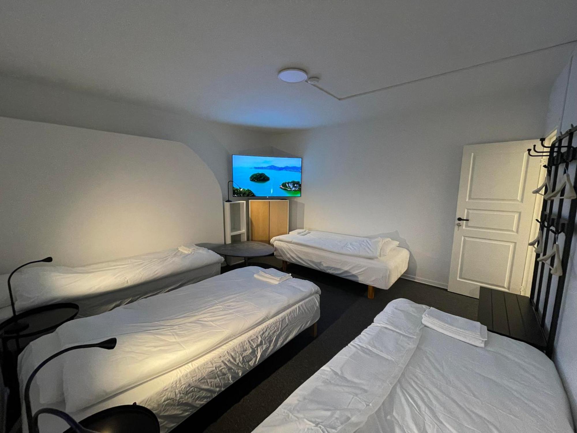 Office Motel Gothenburg Bagian luar foto