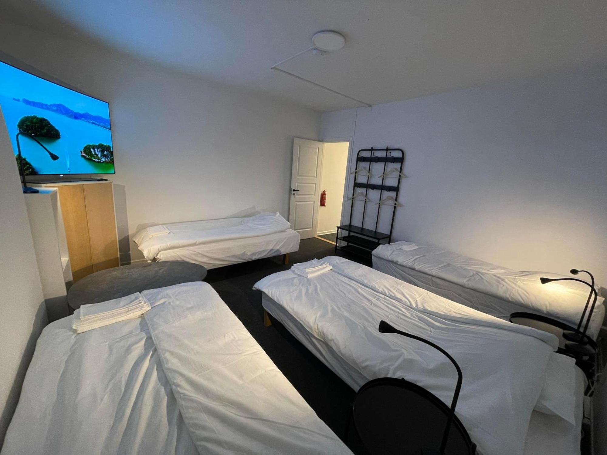 Office Motel Gothenburg Bagian luar foto